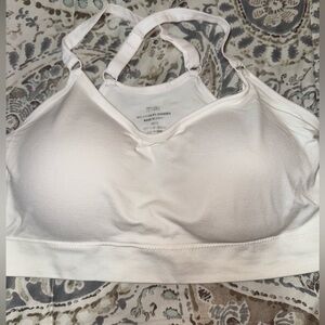 Zenana 1X/2X Seamless Women's White Bra